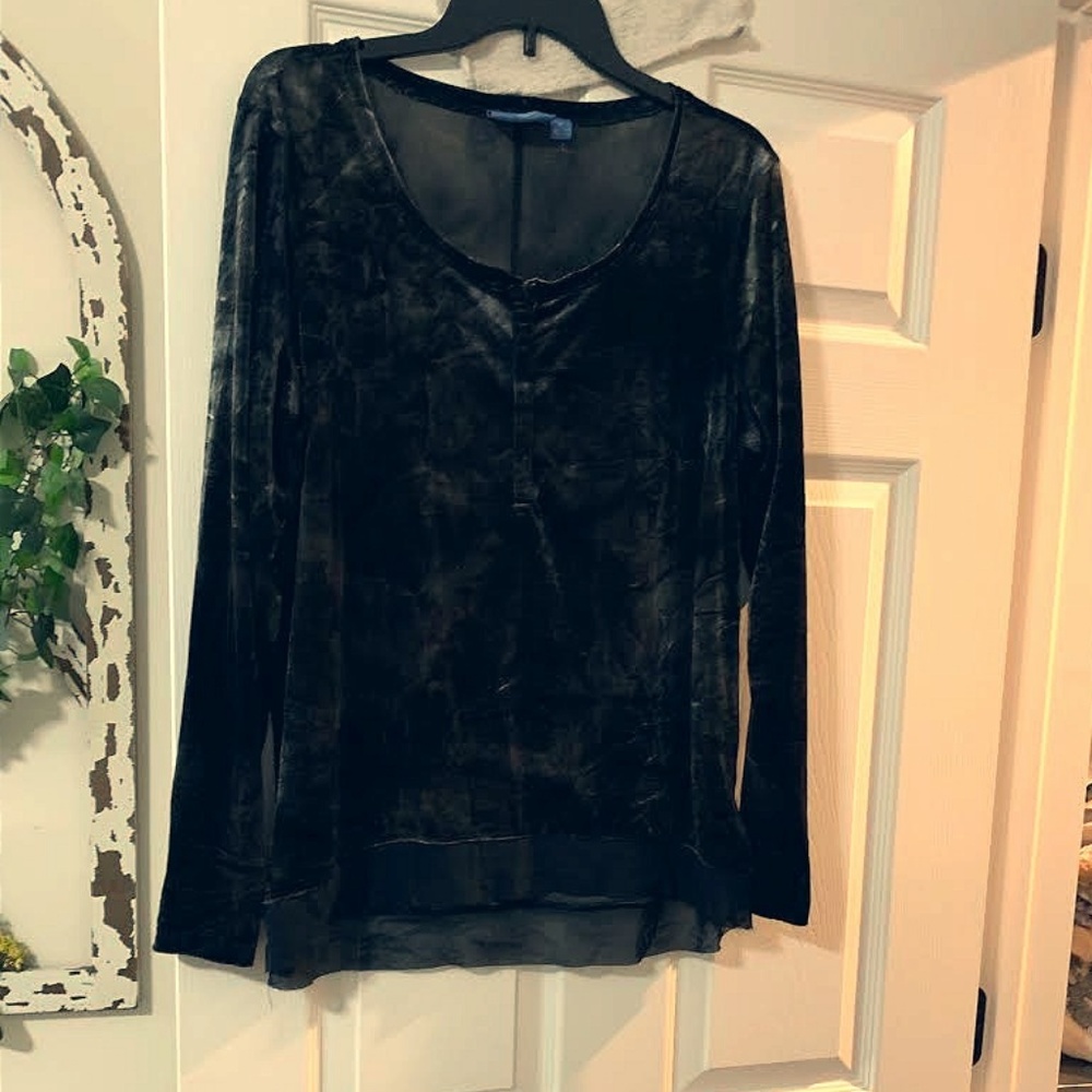 CRUSHED VELVET SHEER TRIM SHIRT!!!!!